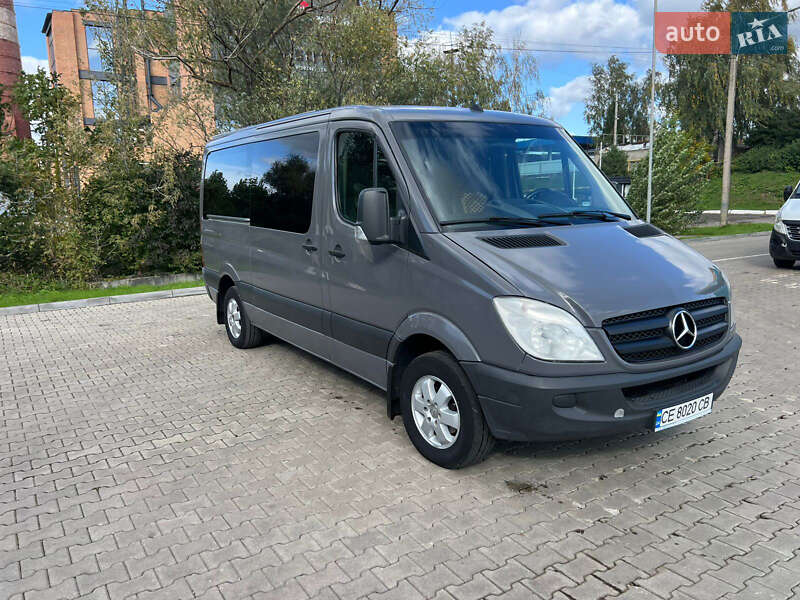 Mercedes-Benz Sprinter 2011