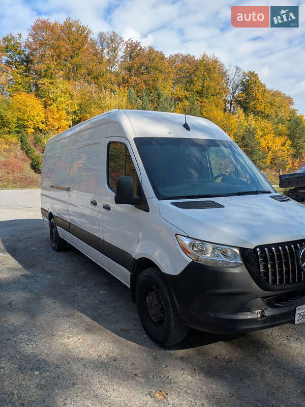Грузовой фургон Mercedes-Benz Sprinter 2020 в Бережанах