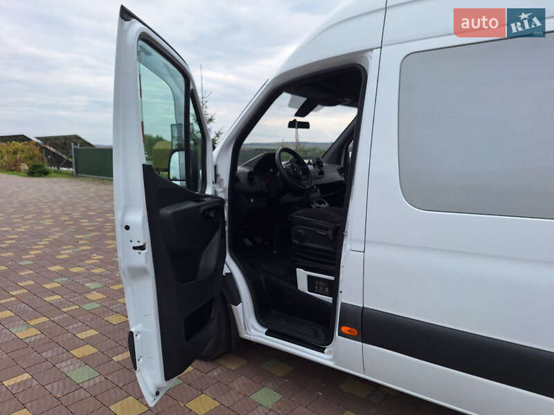 Микроавтобус Mercedes-Benz Sprinter 2019 в Львове фото 14 Микроавтобус Mercedes-Benz Sprinter 2019 в Львове