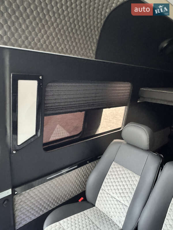 Туристический / Междугородний автобус Mercedes-Benz Sprinter 2015 в Луцке