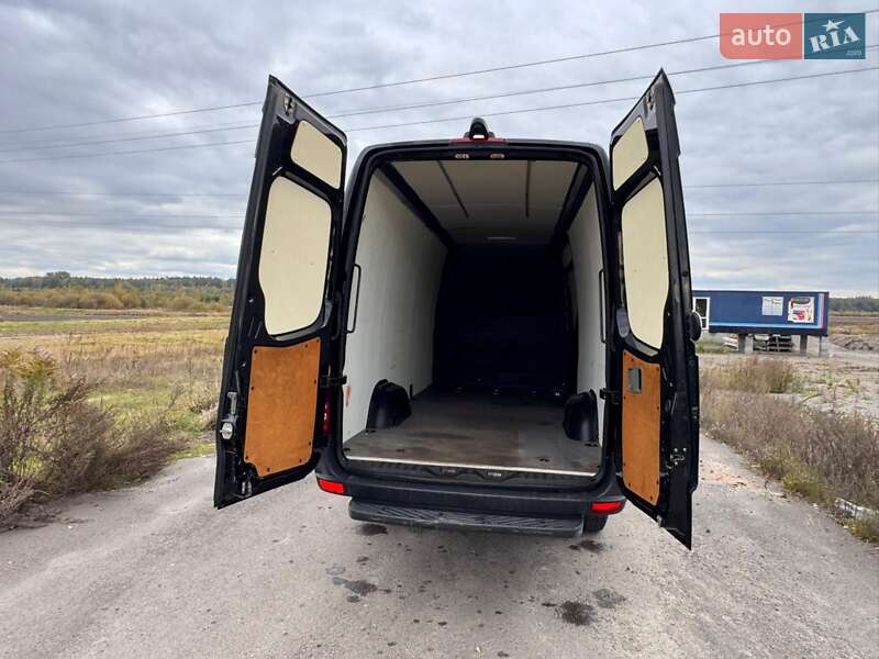 Грузопассажирский фургон Mercedes-Benz Sprinter 2016 в Ровно