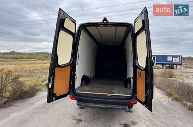 Грузопассажирский фургон Mercedes-Benz Sprinter 2016 в  фото 9 Грузопассажирский фургон Mercedes-Benz Sprinter 2016 в