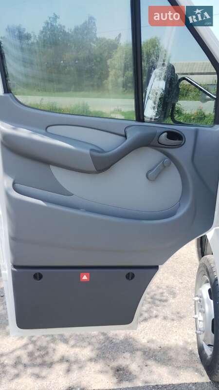 Грузовой фургон Mercedes-Benz Sprinter 2005 в Бердичеве фото 14 Грузовой фургон Mercedes-Benz Sprinter 2005 в Бердичеве