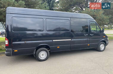 Грузовой фургон Mercedes-Benz Sprinter 2005 в 