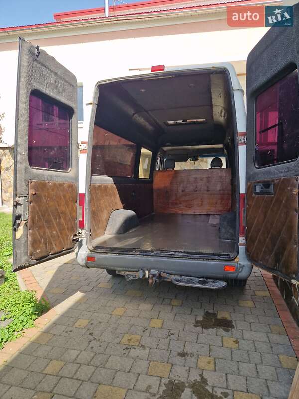 Грузопассажирский фургон Mercedes-Benz Sprinter 2002 в Львове фото 6 Грузопассажирский фургон Mercedes-Benz Sprinter 2002 в Львове