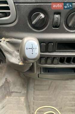 Грузовой фургон Mercedes-Benz Sprinter 2003 в  фото 4 Грузовой фургон Mercedes-Benz Sprinter 2003 в