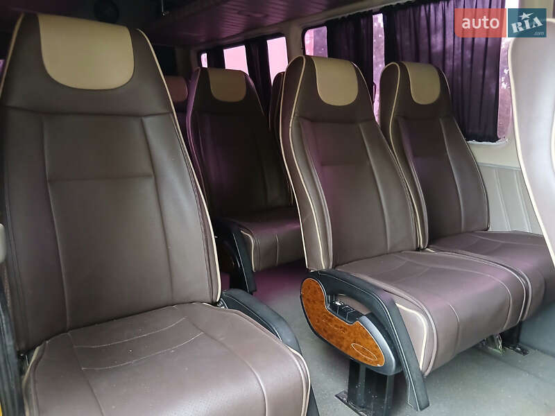 Микроавтобус Mercedes-Benz Sprinter 2004 в Черновцах