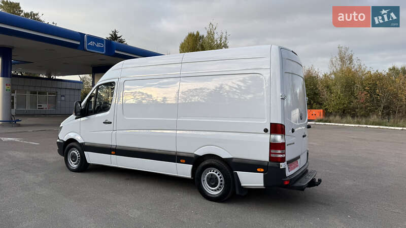 Грузовой фургон Mercedes-Benz Sprinter 2014 в Ровно