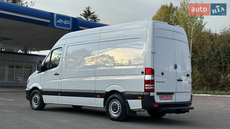 Грузовой фургон Mercedes-Benz Sprinter 2014 в Ровно