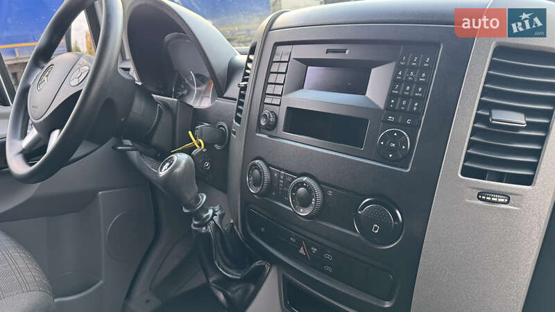 Грузовой фургон Mercedes-Benz Sprinter 2014 в Ровно