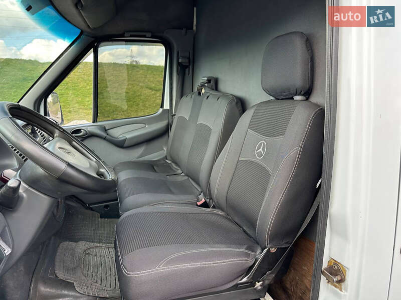 Вантажний фургон Mercedes-Benz Sprinter 2001 в Дніпрі фото 19 Вантажний фургон Mercedes-Benz Sprinter 2001 в Дніпрі