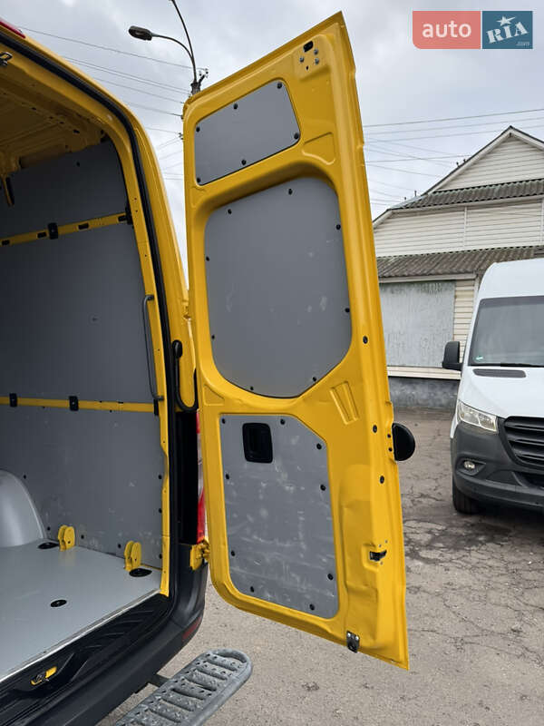 Вантажний фургон Mercedes-Benz Sprinter 2020 в Рівному фото 47 Вантажний фургон Mercedes-Benz Sprinter 2020 в Рівному