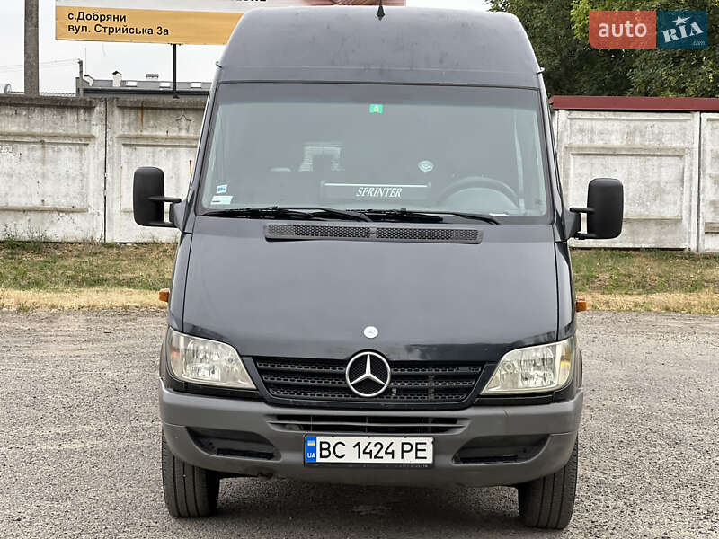 Вантажний фургон Mercedes-Benz Sprinter 2003 в Стрию