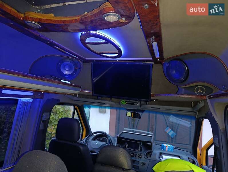 Микроавтобус Mercedes-Benz Sprinter 2005 в Стрые