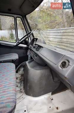 Грузовой фургон Mercedes-Benz Sprinter 1994 в  фото 9 Грузовой фургон Mercedes-Benz Sprinter 1994 в