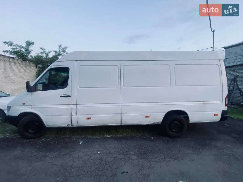 Грузовой фургон Mercedes-Benz Sprinter 1999 в Киеве