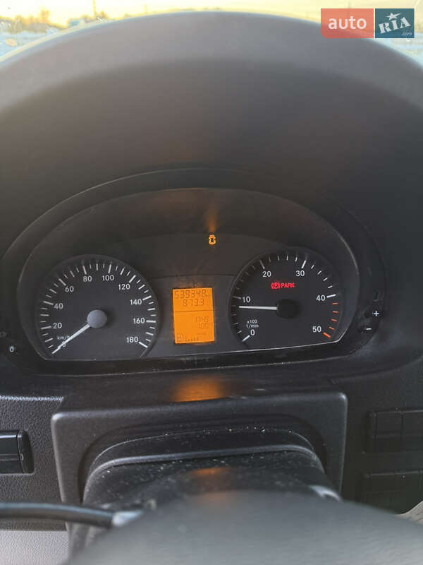 Вантажний фургон Mercedes-Benz Sprinter 2014 в Чернівцях фото 6 Вантажний фургон Mercedes-Benz Sprinter 2014 в Чернівцях