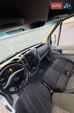 Грузовой фургон Mercedes-Benz Sprinter 2014 в  фото 7 Грузовой фургон Mercedes-Benz Sprinter 2014 в