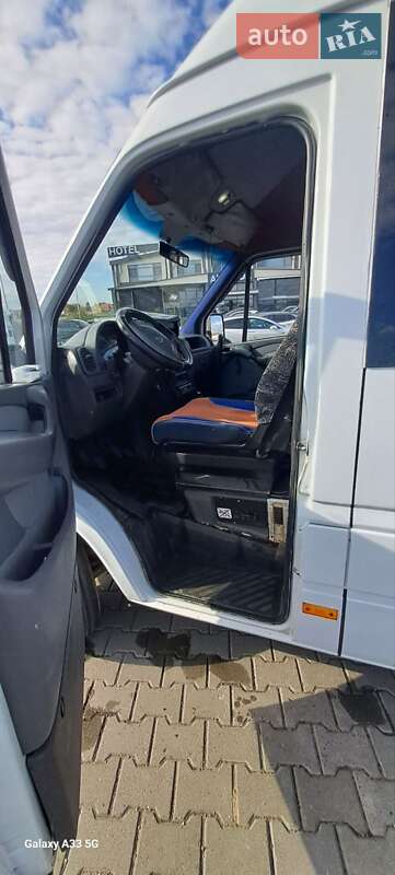 Приміський автобус Mercedes-Benz Sprinter 2005 в Чернівцях