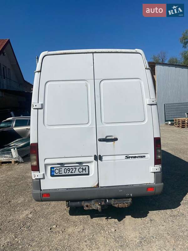 Вантажний фургон Mercedes-Benz Sprinter 2006 в Чернівцях