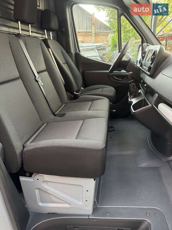 Вантажний фургон Mercedes-Benz Sprinter 2019 в Житомирі фото 33 Вантажний фургон Mercedes-Benz Sprinter 2019 в Житомирі