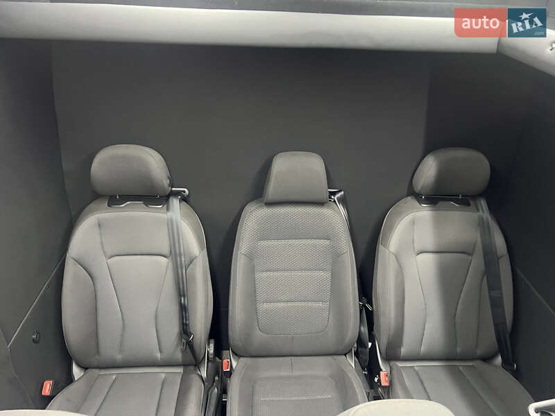 Микроавтобус Mercedes-Benz Sprinter 2021 в Сваляве фото 42 Микроавтобус Mercedes-Benz Sprinter 2021 в Сваляве