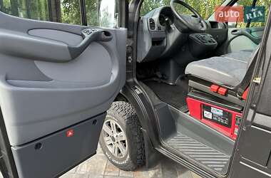 Микроавтобус грузовой (до 3,5т) Mercedes-Benz Sprinter 2004 в 