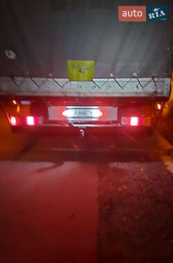 Тентованый Mercedes-Benz Sprinter 2001 в 
