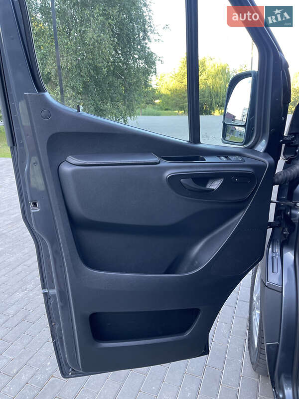 Вантажний фургон Mercedes-Benz Sprinter 2020 в Луцьку