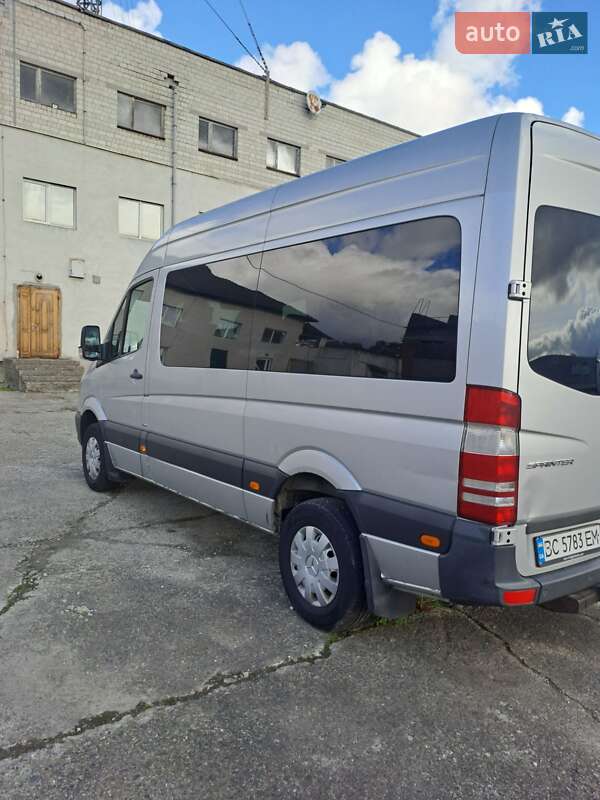 Микроавтобус Mercedes-Benz Sprinter 2014 в Львове фото 10 Микроавтобус Mercedes-Benz Sprinter 2014 в Львове