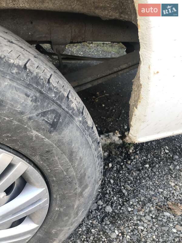 Інші вантажівки Mercedes-Benz Sprinter 2001 в Хусті фото 4 Інші вантажівки Mercedes-Benz Sprinter 2001 в Хусті