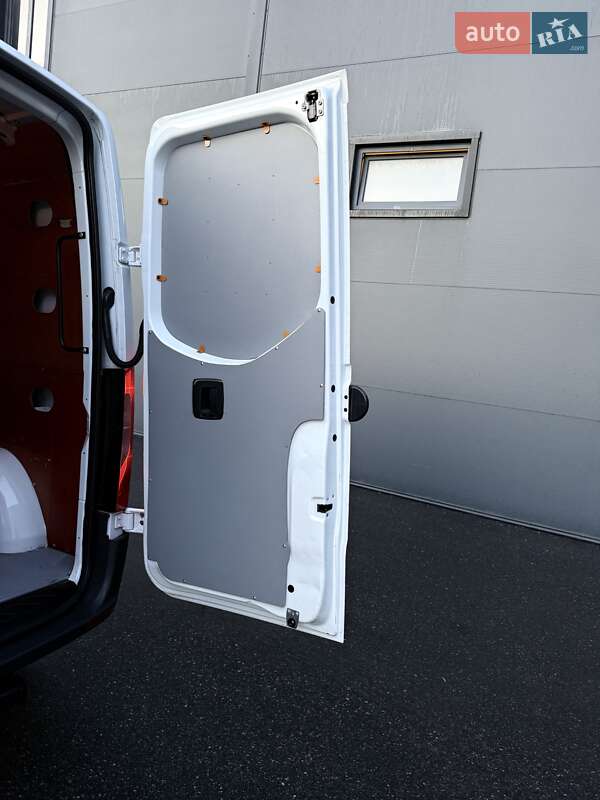 Вантажний фургон Mercedes-Benz Sprinter 2020 в Києві фото 48 Вантажний фургон Mercedes-Benz Sprinter 2020 в Києві