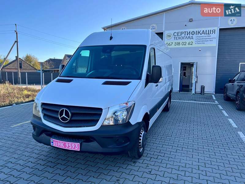 Вантажний фургон Mercedes-Benz Sprinter 2016 в Нововолинську