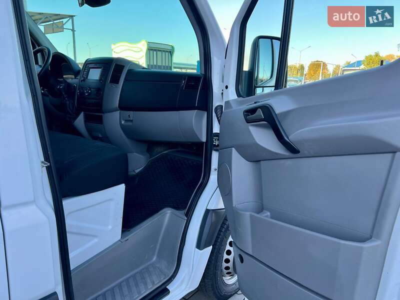 Вантажний фургон Mercedes-Benz Sprinter 2016 в Нововолинську