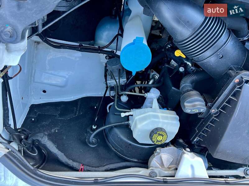 Вантажний фургон Mercedes-Benz Sprinter 2016 в Нововолинську