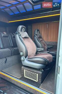 Мікроавтобус Mercedes-Benz Sprinter 2020 в 