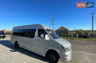Туристичний / Міжміський автобус Mercedes-Benz Sprinter 2014 в Миколаєві