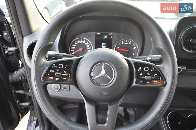 Грузовой фургон Mercedes-Benz Sprinter 2022 в Киеве фото 56 Грузовой фургон Mercedes-Benz Sprinter 2022 в Киеве