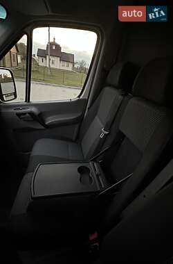Вантажний фургон Mercedes-Benz Sprinter 2013 в 