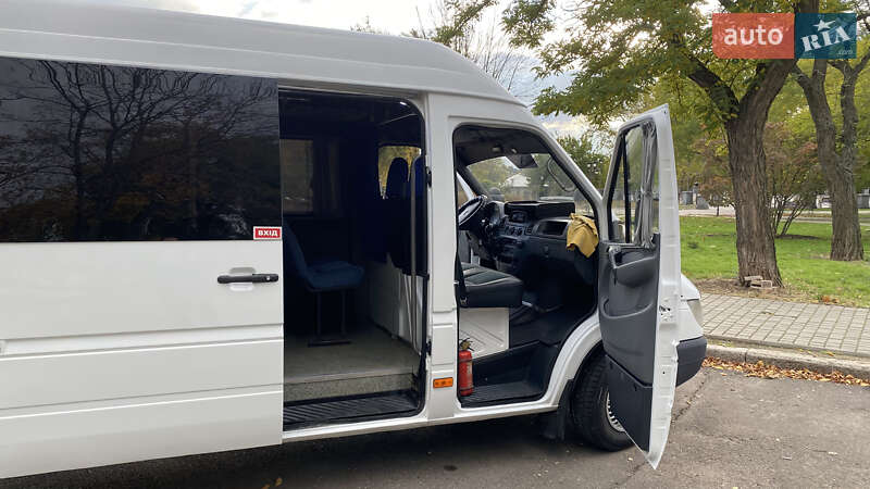 Городской автобус Mercedes-Benz Sprinter 2000 в Николаеве фото 22 Городской автобус Mercedes-Benz Sprinter 2000 в Николаеве