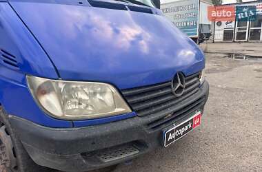 Микроавтобус грузовой (до 3,5т) Mercedes-Benz Sprinter 2003 в  фото 9 Микроавтобус грузовой (до 3,5т) Mercedes-Benz Sprinter 2003 в