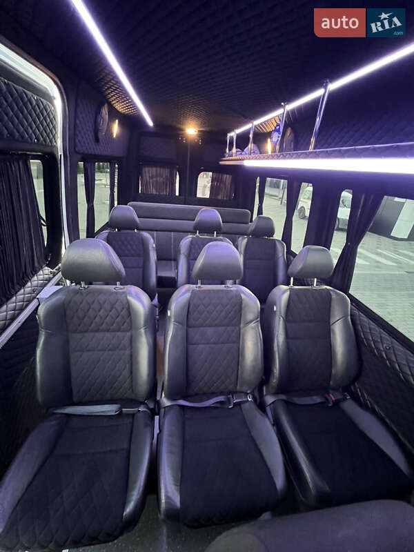 Микроавтобус Mercedes-Benz Sprinter 2019 в Хусте фото 76 Микроавтобус Mercedes-Benz Sprinter 2019 в Хусте