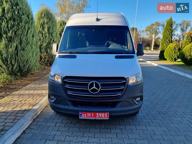 Вантажний фургон Mercedes-Benz Sprinter 2022 в Чернівцях