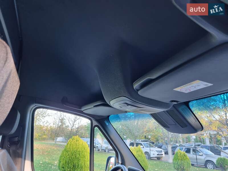 Вантажний фургон Mercedes-Benz Sprinter 2022 в Чернівцях