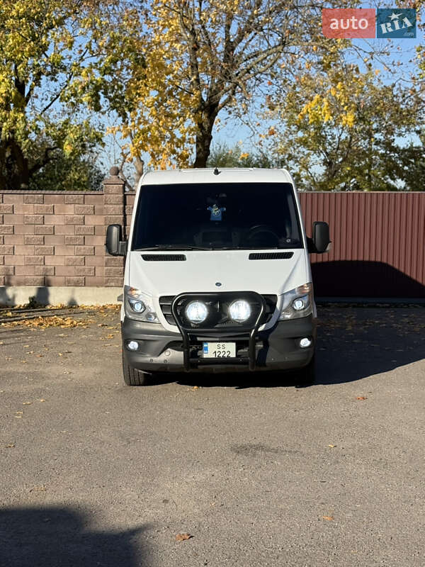Грузовой фургон Mercedes-Benz Sprinter 2014 в Ровно фото 2 Грузовой фургон Mercedes-Benz Sprinter 2014 в Ровно