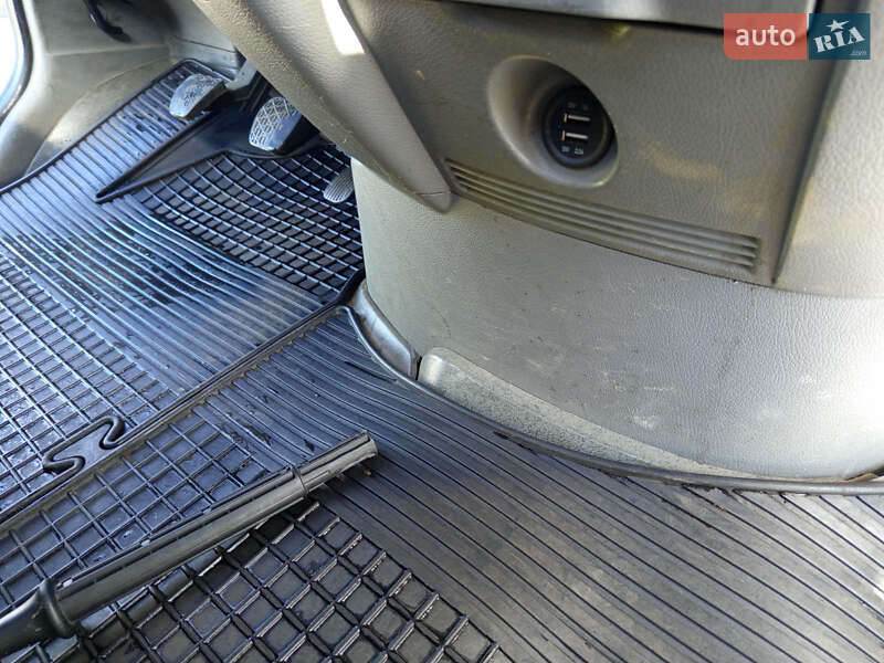 Эвакуатор Mercedes-Benz Sprinter 2011 в Львове фото 28 Эвакуатор Mercedes-Benz Sprinter 2011 в Львове