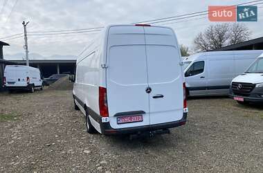 Грузовой фургон Mercedes-Benz Sprinter 2019 в  фото 16 Грузовой фургон Mercedes-Benz Sprinter 2019 в