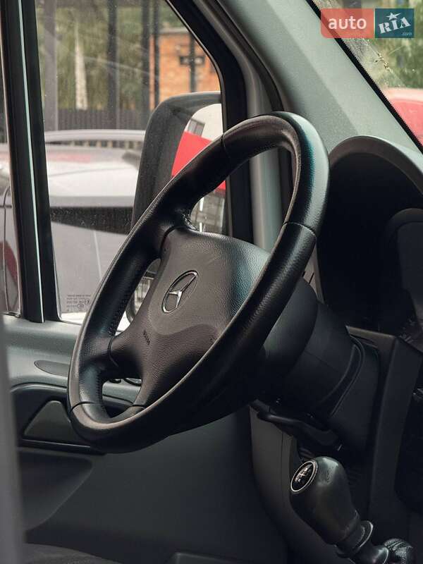 Грузовой фургон Mercedes-Benz Sprinter 2015 в Черновцах фото 14 Грузовой фургон Mercedes-Benz Sprinter 2015 в Черновцах