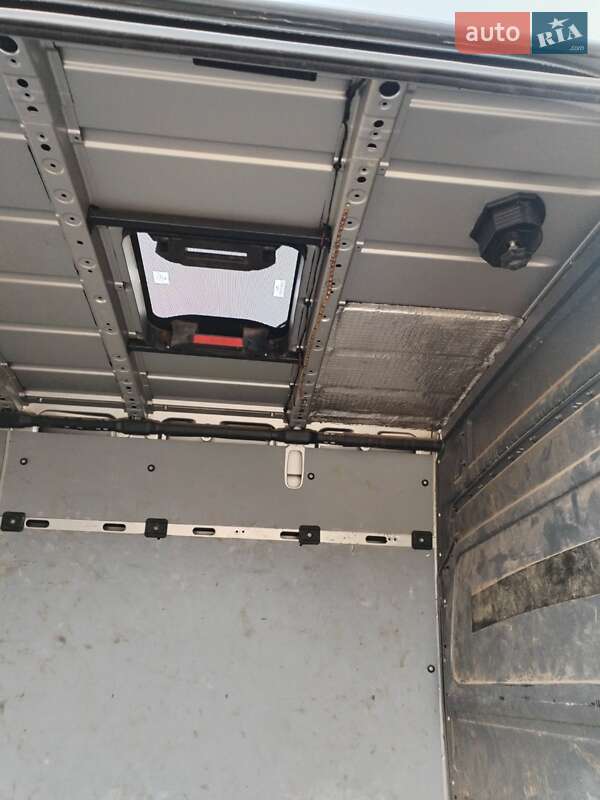 Вантажний фургон Mercedes-Benz Sprinter 2015 в Одесі фото 17 Вантажний фургон Mercedes-Benz Sprinter 2015 в Одесі