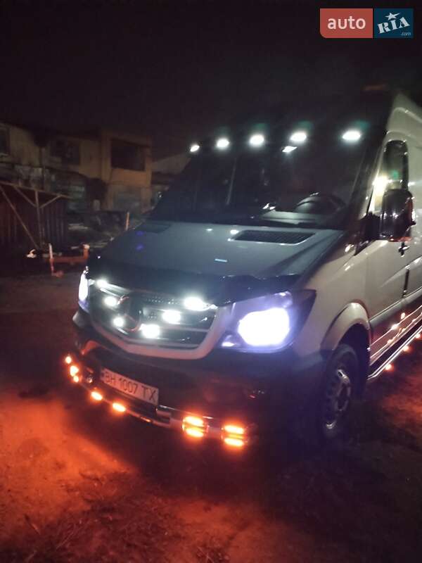 Вантажний фургон Mercedes-Benz Sprinter 2015 в Одесі фото 42 Вантажний фургон Mercedes-Benz Sprinter 2015 в Одесі